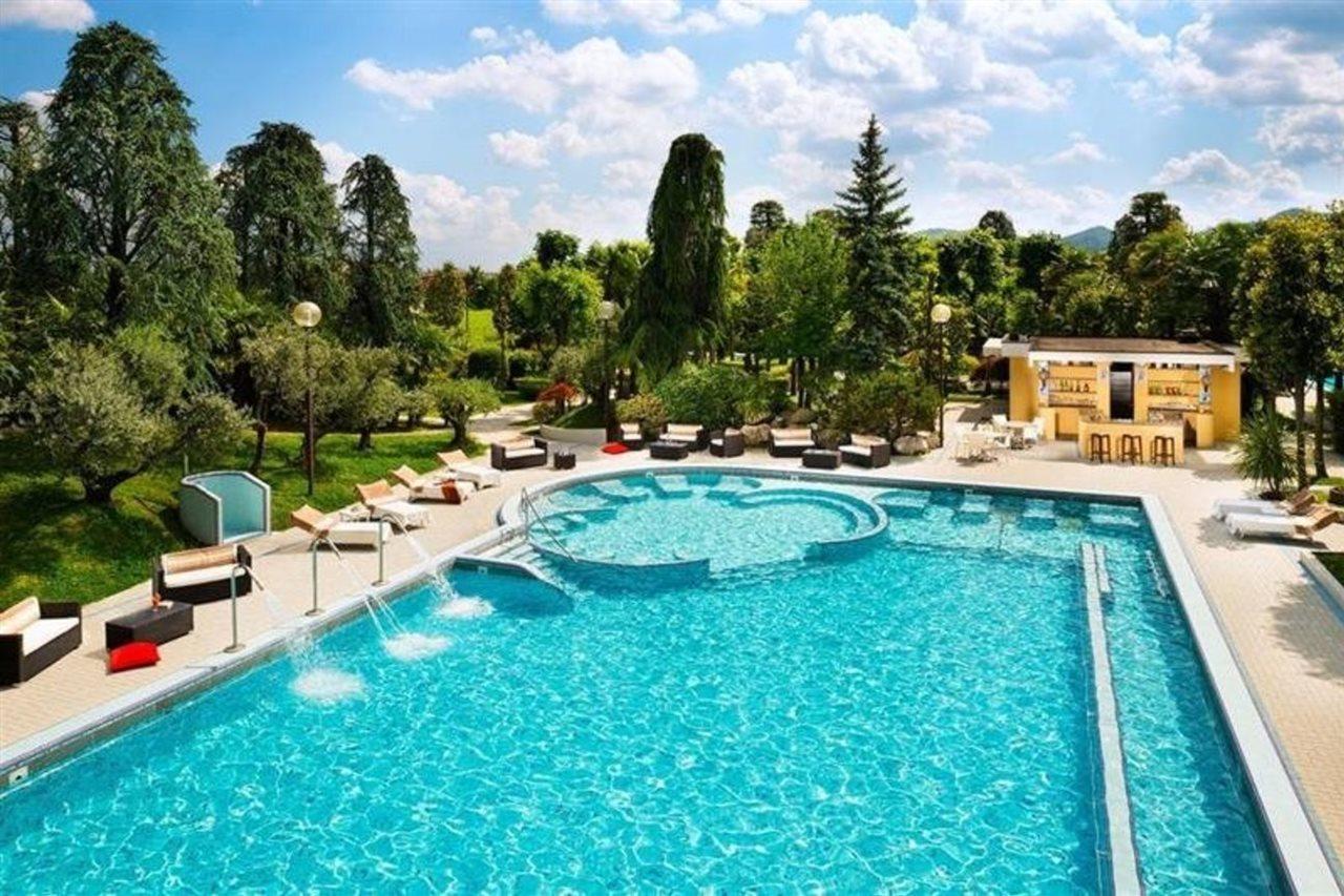 Hotel Metropole Abano Terme Bagian luar foto