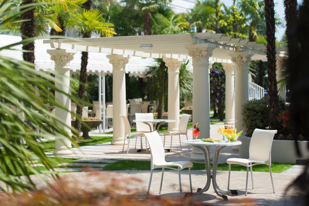 Hotel Metropole Abano Terme Bagian luar foto