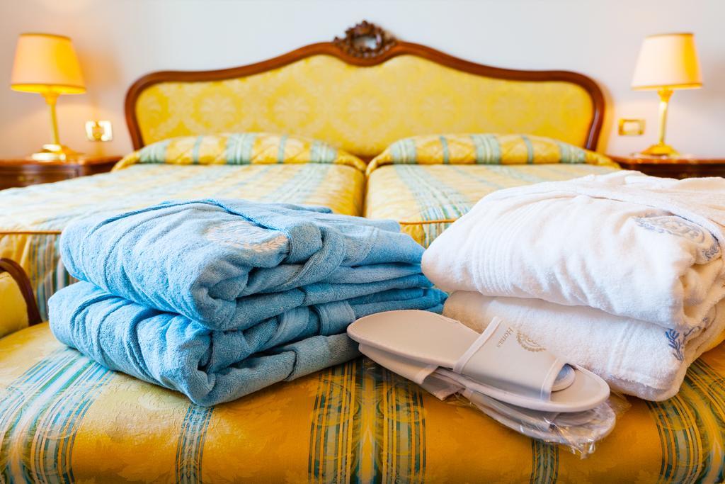 Hotel Metropole Abano Terme Bagian luar foto